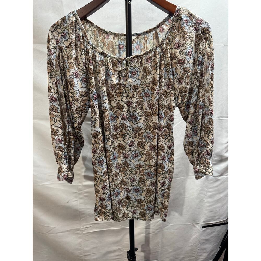 Cato Women’s Small Top 3/4 Ruffle Sleeves V Neck Embellished Floral Poppy